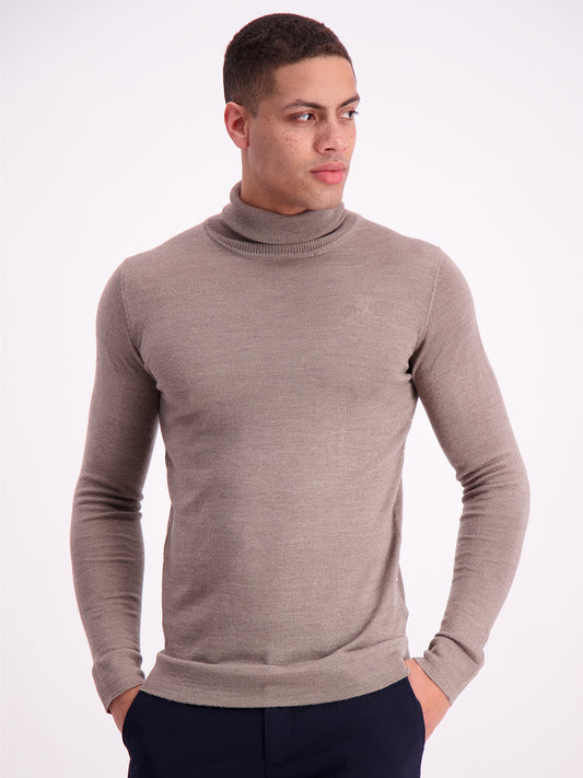 Lindbergh Men Grey Solid Sweater