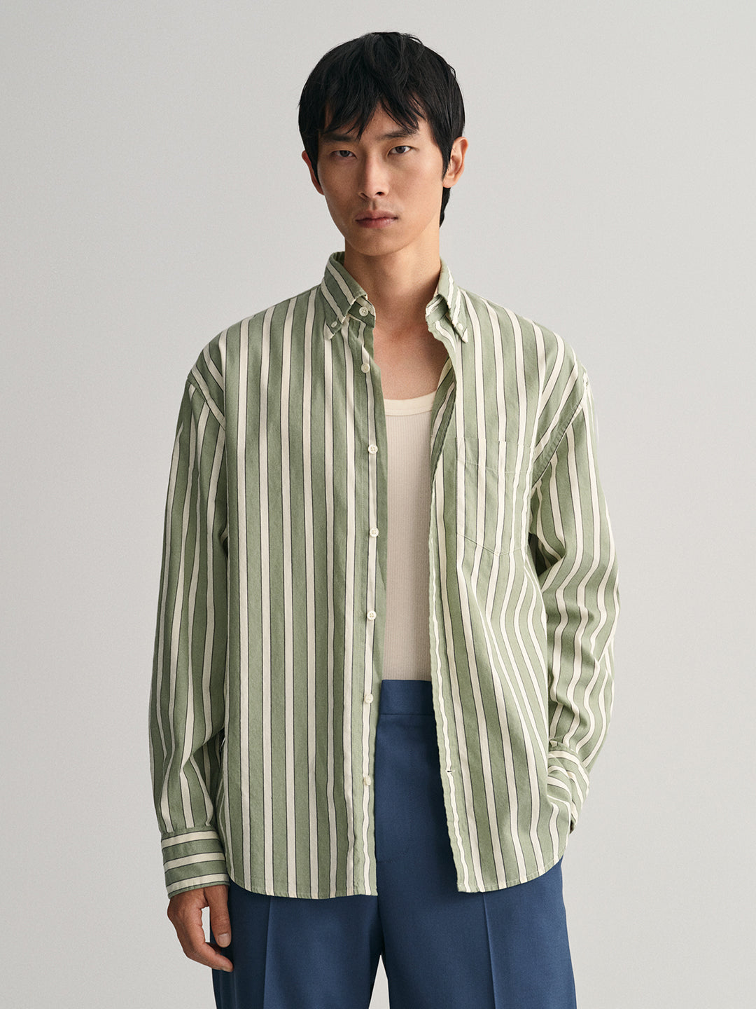 Gant Men Comfort Tailored Fit Striped Cotton Casual Shirt
