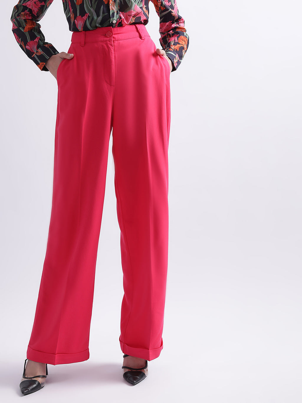 Shop Gant Women Relaxed Flared High-Rise Pleated Parallel Trousers