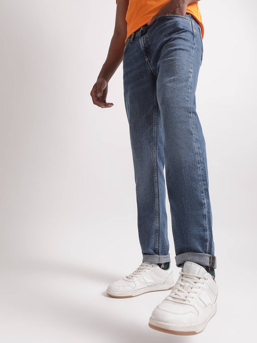 Gant Men Mid-Rise Slim Fit Heavy Fade Jeans