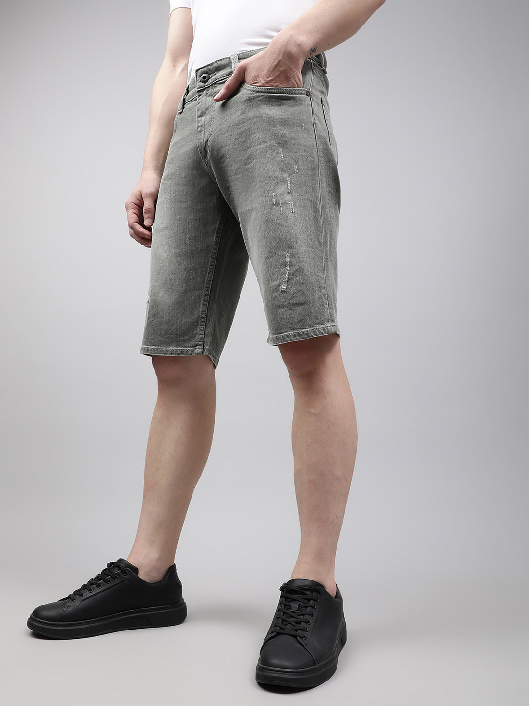 Lindbergh Men Olive Solid Shorts | ICONIC