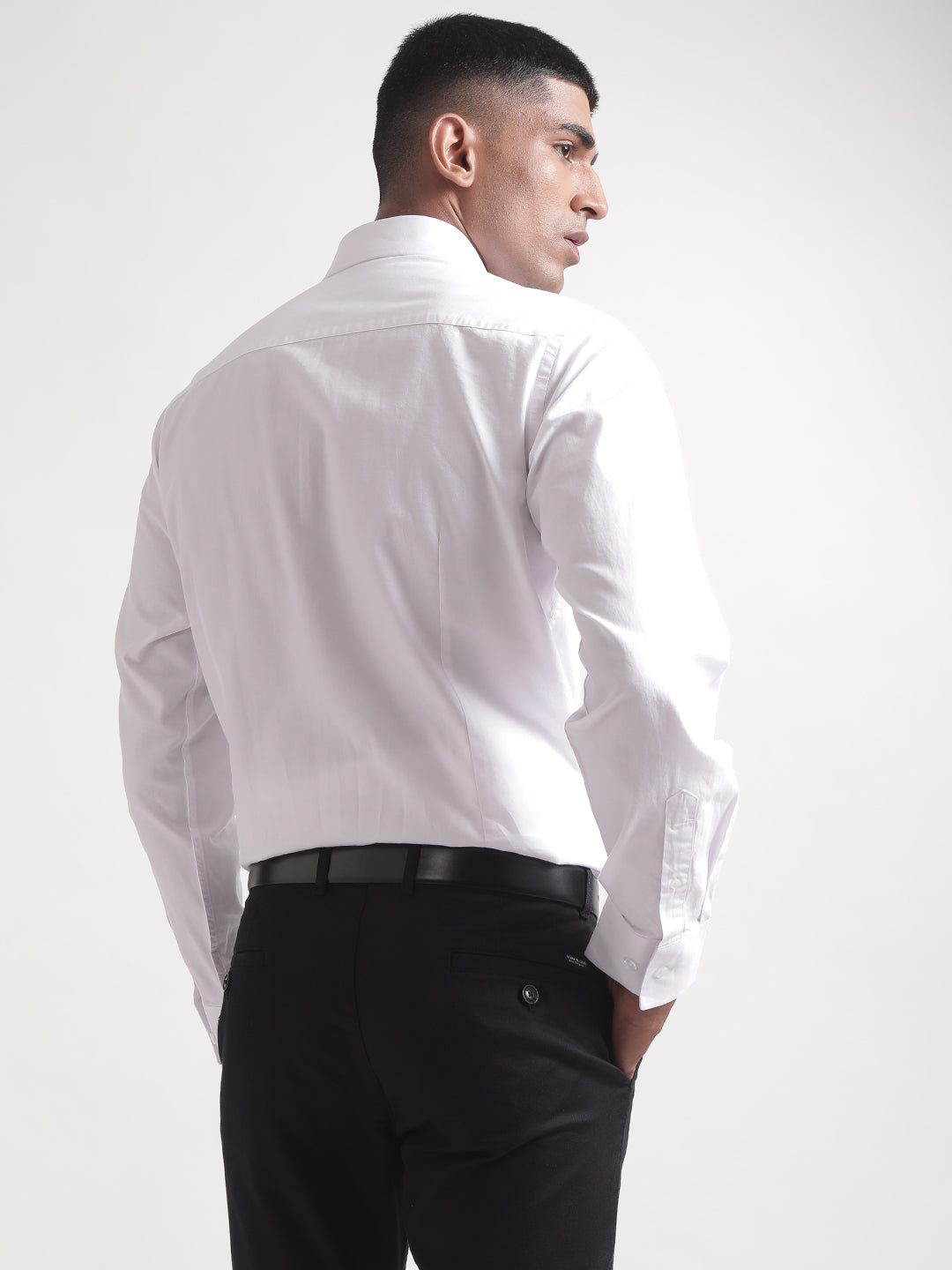Bruun & Stengade Men White Cutaway Collar Solid Shirt