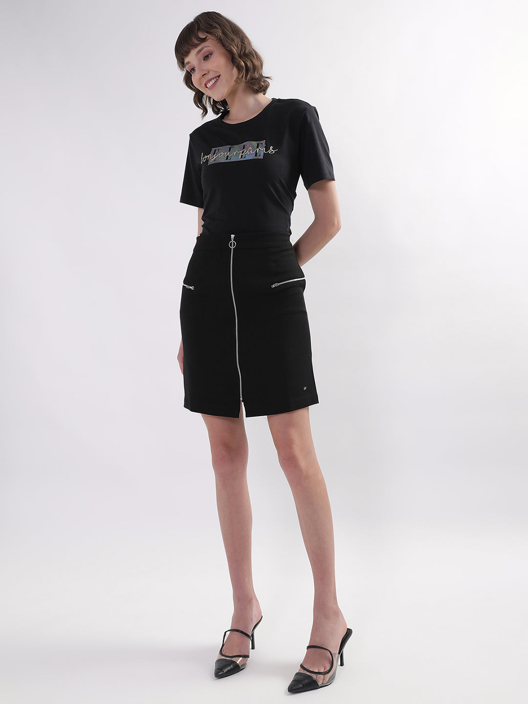 Elle Women Black Solid Regular Fit Skirt
