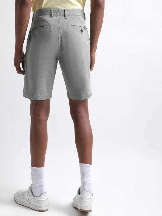 Iconic Men Mint Solid Regular Fit Shorts