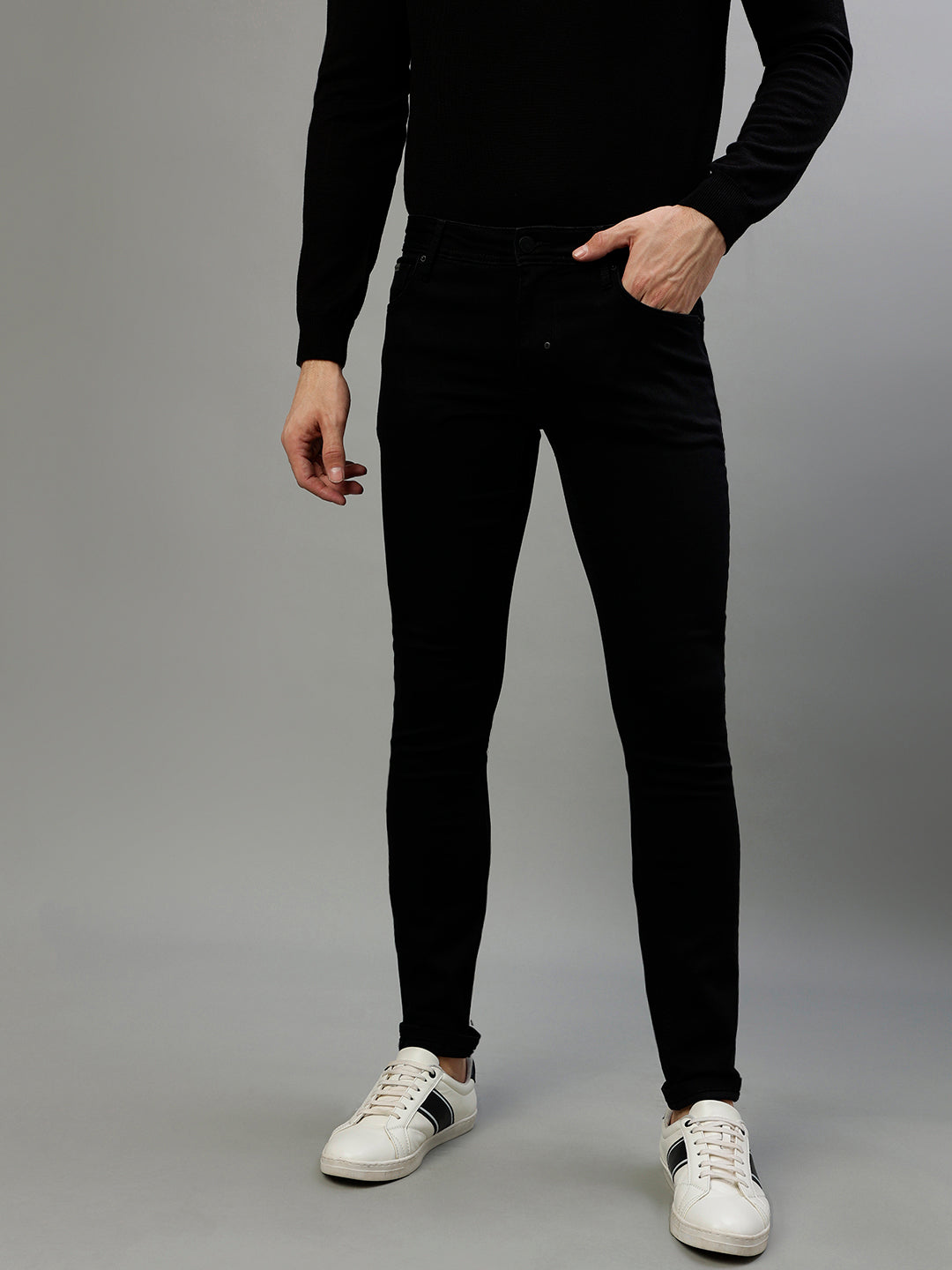 Antony Morato Men Solid Tapered Fit Jeans