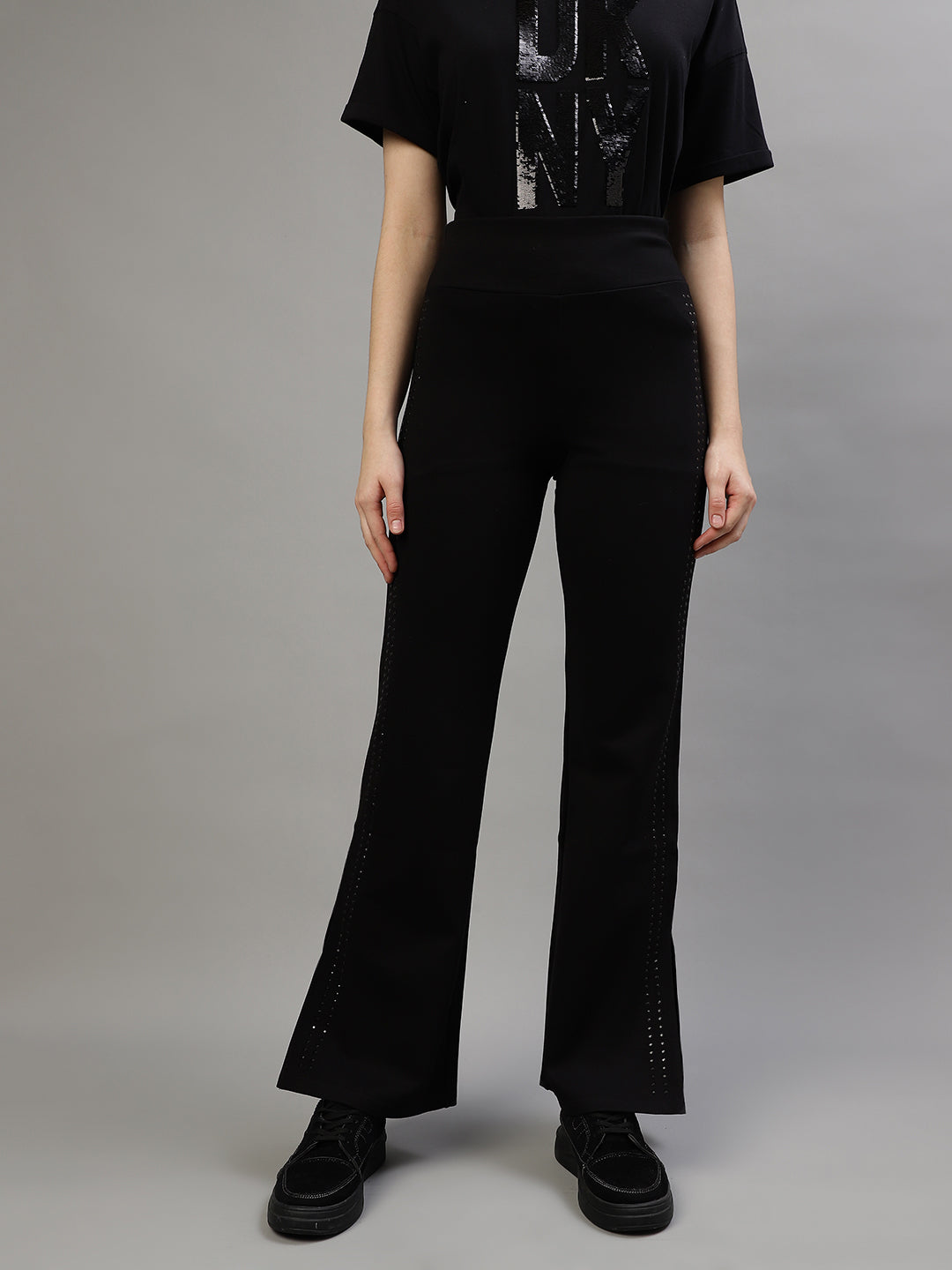 Dkny Women Black Solid Regular Fit Trousers