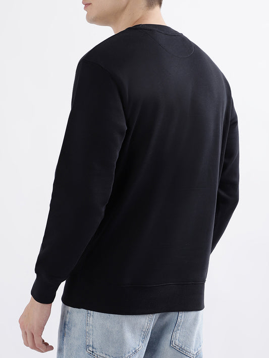 Gant Men Black Solid Full Sleeves Round Neck Sweatshirt