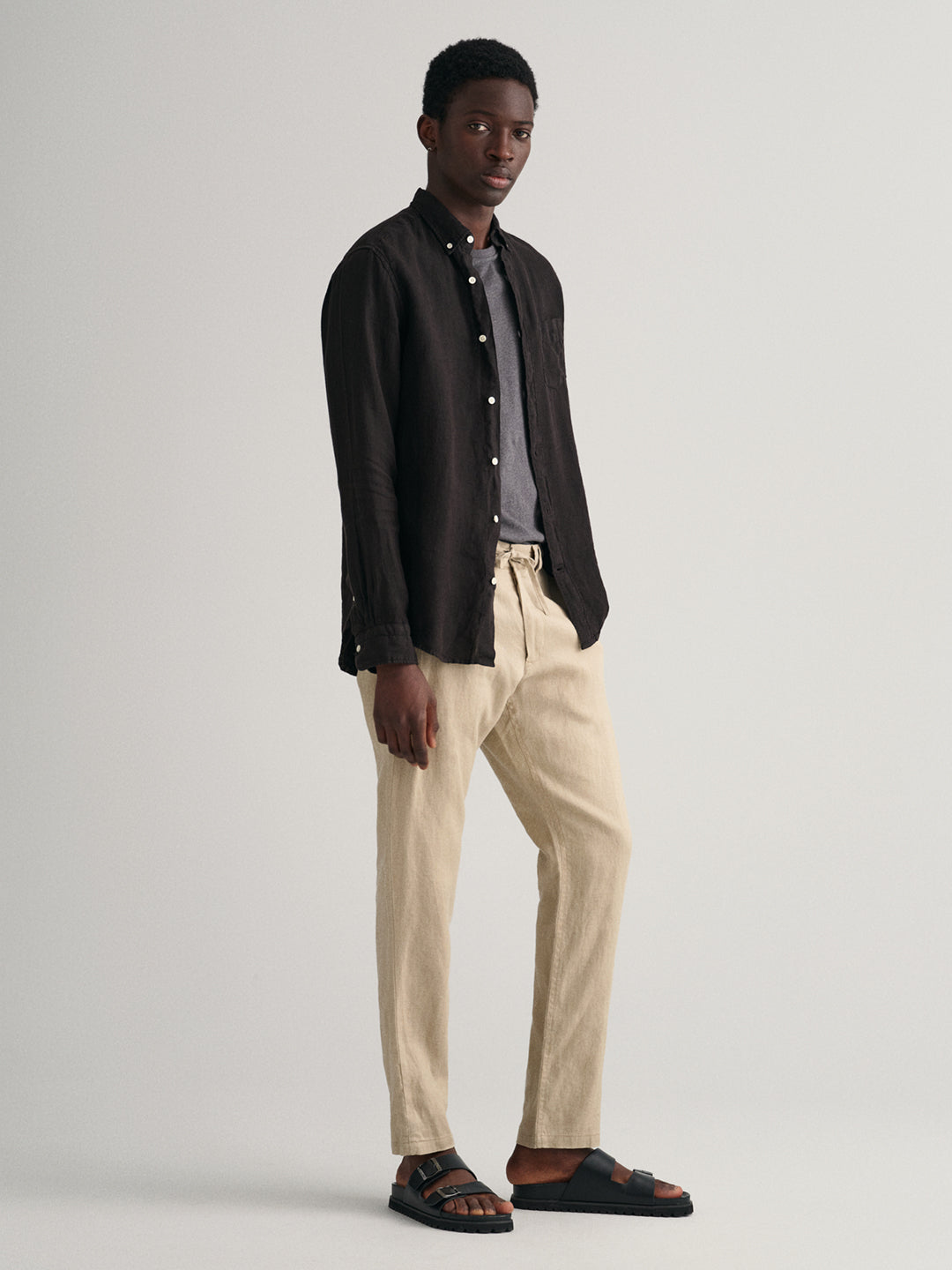 Relaxed fit darted linen trousers  Limited Edition  Massimo Dutti