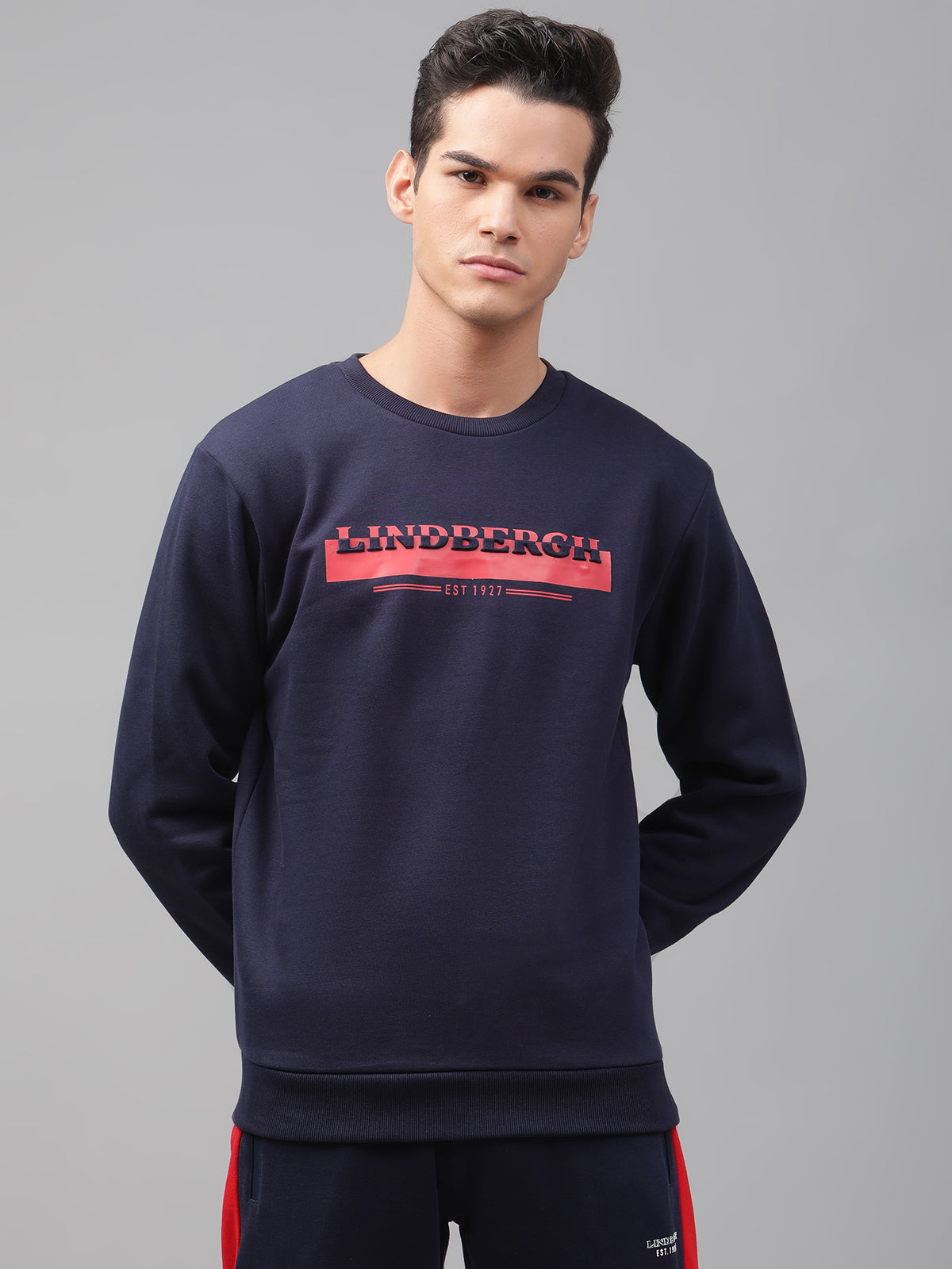 Lindbergh Men Navy Blue Solid Round Neck Full Sleeves SweaT-shirt