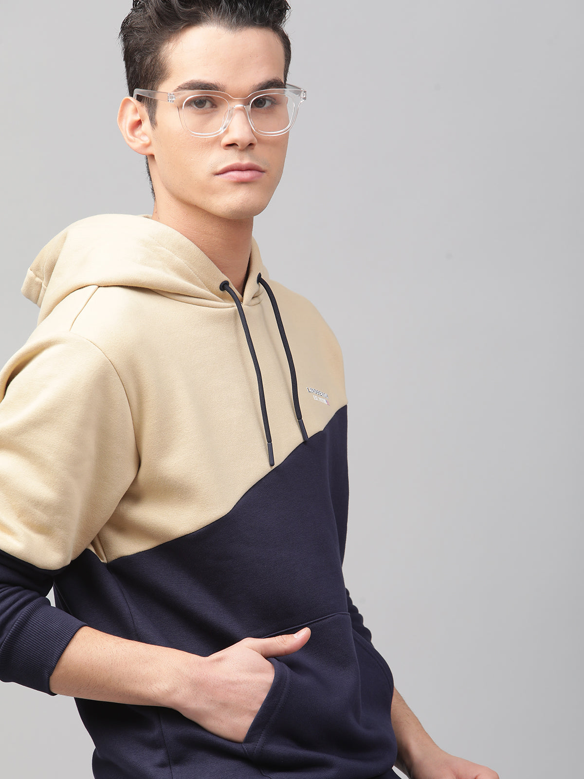 Lindbergh Men Multi Colour blocked Hooded Full Sleeves SweaT-shirt