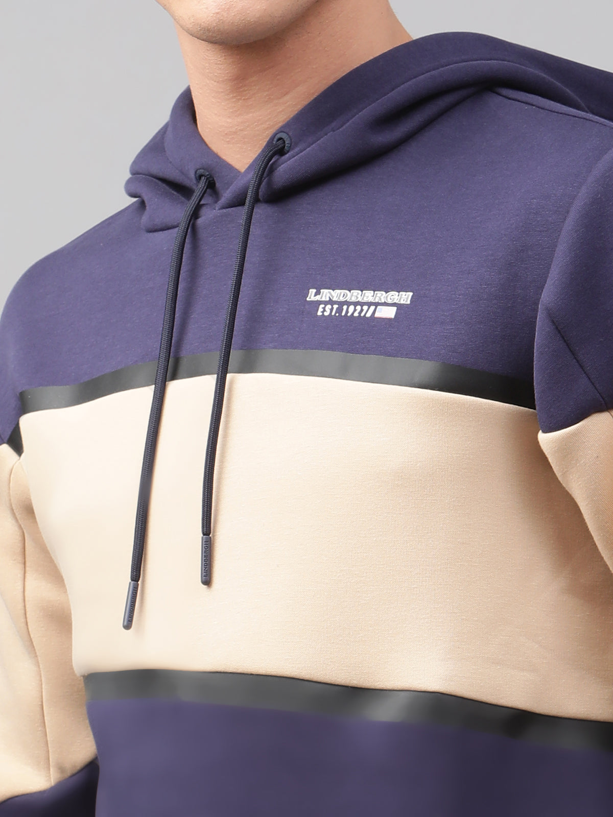 Lindbergh Men Multi Colour blocked Hooded Full Sleeves SweaT-shirt