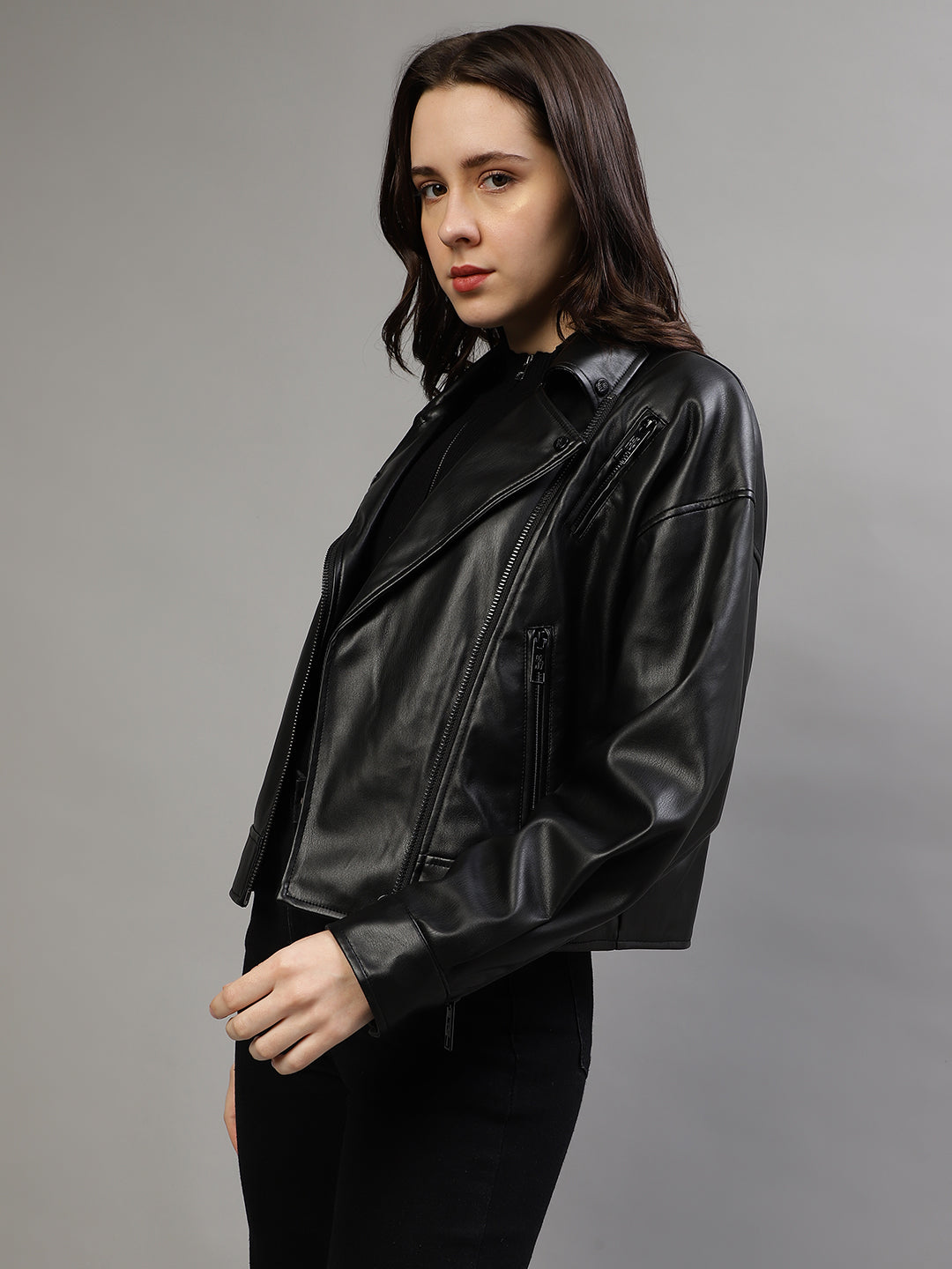 Dkny Women Solid Collar Neck Full Sleeves Jacket