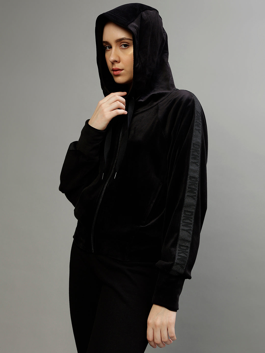 Dkny Women Solid Hooded Full Sleeves Jacket